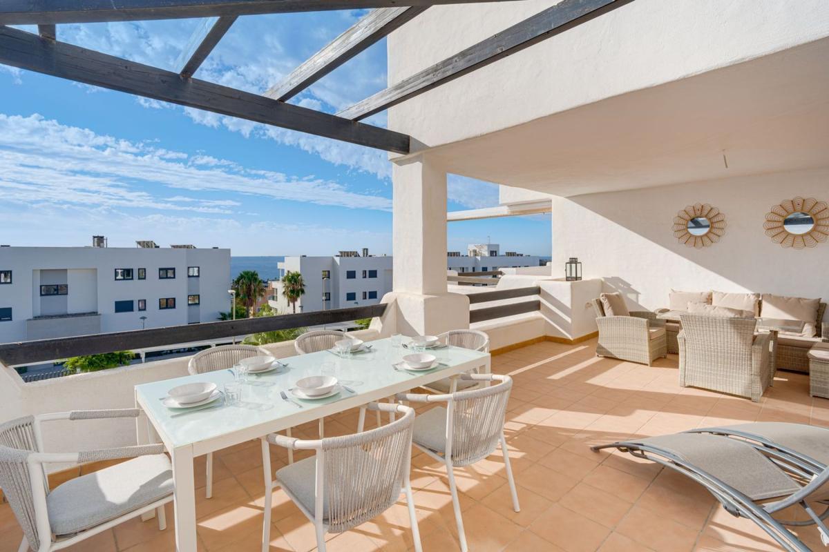 Продажа квартиры на Piso en Calle Oliva, 9, Doña Julia Golf, Casares, Касарес
 photo 2