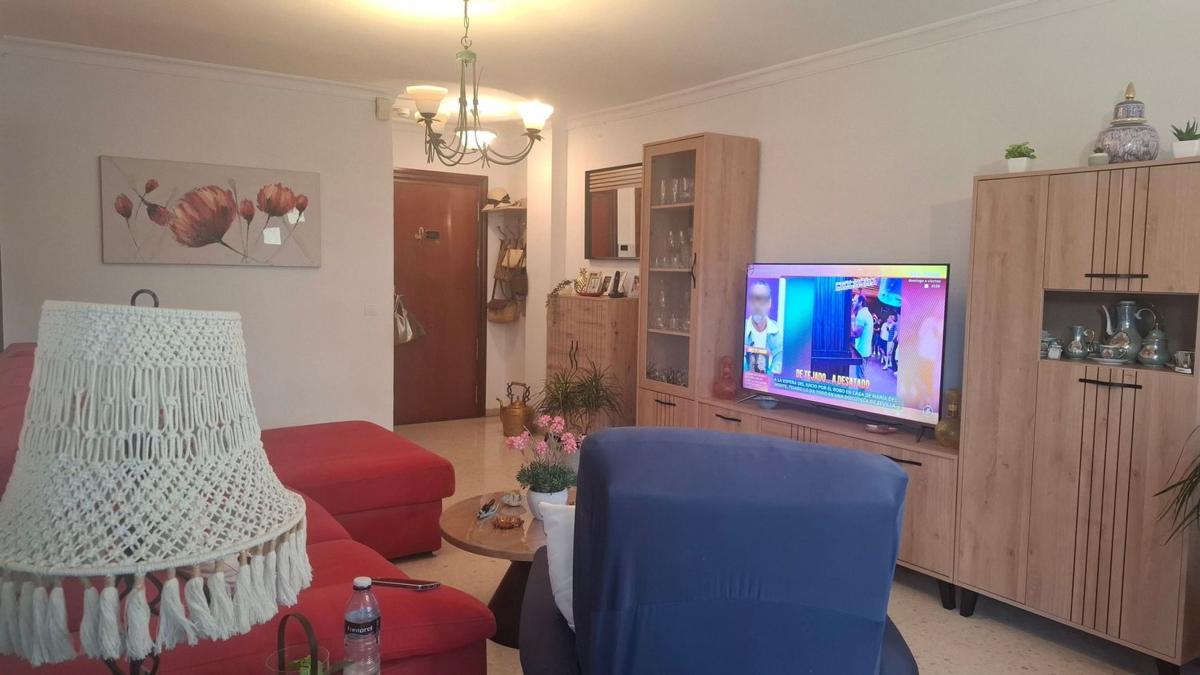 Venta de piso en Piso en Avenida Andalucía, 132, Sierra de Estepona-Avda de Andalucia, Estepona, Estepona
photo 3