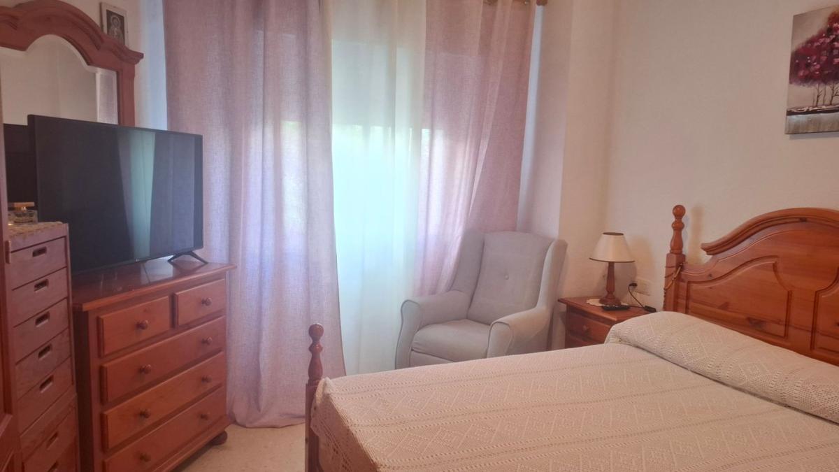 Venta de piso en Piso en Avenida Andalucía, 132, Sierra de Estepona-Avda de Andalucia, Estepona, Estepona
photo 5
