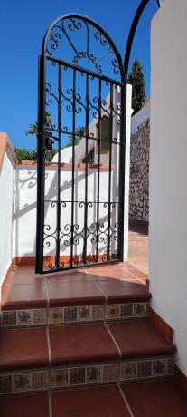 Chalet adosado en Camino de la Casa Vieja, 5, Torremuelle, Benalmádena thumbnail 2