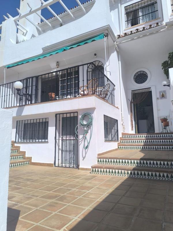 Venta de chalet adosado en  Chalet adosado en Calle Mar Serena, 9, Lo Cea - Los Cortijos, Rincón de la Victoria , Rincón de la Victoria photo 3