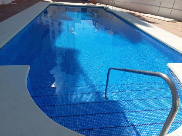 Venta de piso en Piso en Avenida Córdoba, 40, Los Boliches, Fuengirola, Fuengirola
photo 1