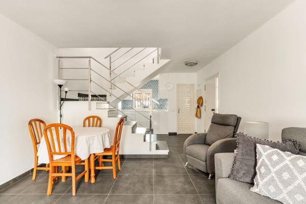 Chalet adosado en Burriana, Nerja thumbnail 3
