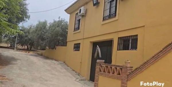 Casa o chalet independiente en Camino Malaga, Coin photo 2