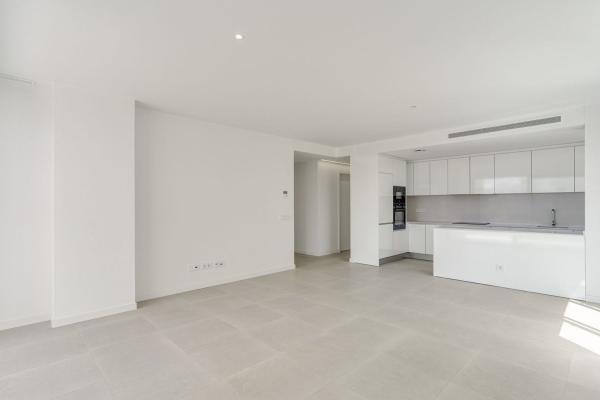 Продажа квартиры на Piso en Calle Josefina Samper, Guadalobón, Estepona, Эстепона
 photo 4
