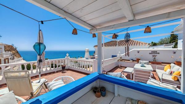 Chalet adosado en Calle Barranco del Agua, 66, El Peñoncillo, Torrox thumbnail 2