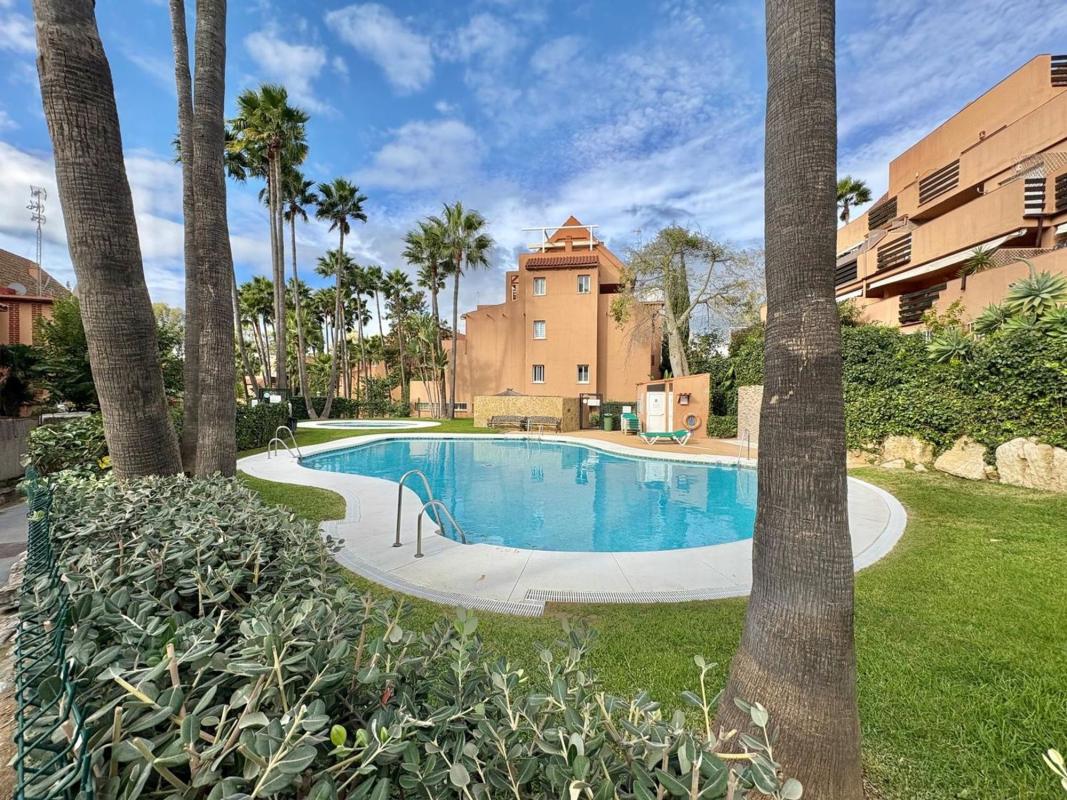 Venta de piso en Piso en Bahia-terrenos, Bahía de Casares, Casares, Casares
photo 1