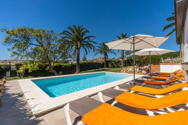 Casa o chalet independiente en Huerta del Prado-La Montua, Marbella thumbnail 2
