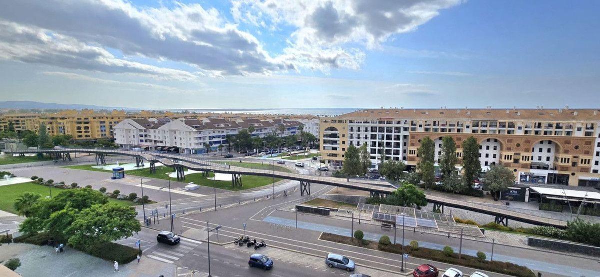 Venta de piso en Piso en San Pedro Pueblo, Marbella, Marbella
photo 2