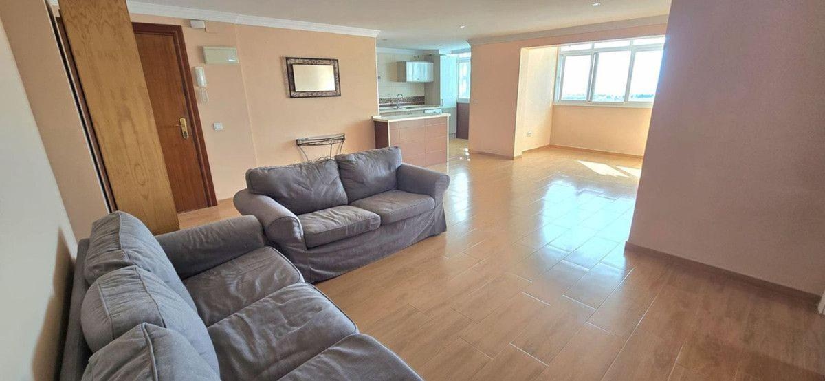 Venta de piso en Piso en San Pedro Pueblo, Marbella, Marbella
photo 4