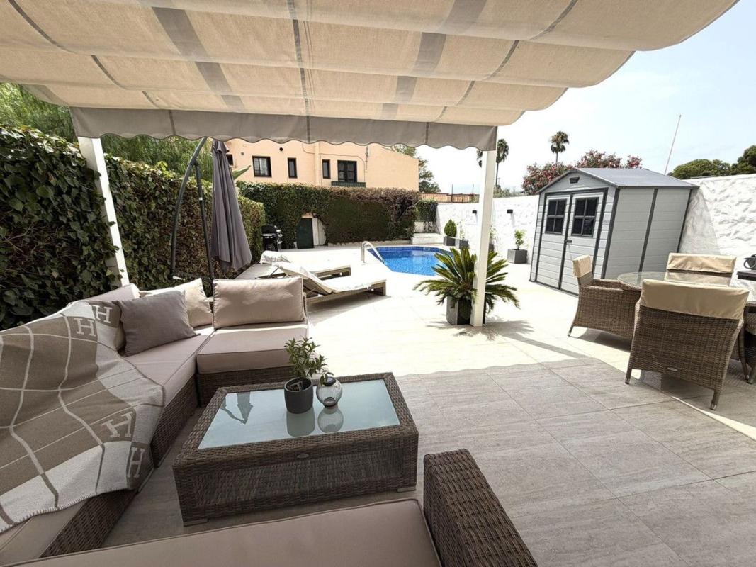 Venta de piso en Piso en Paraiso-Barronal, Estepona, Estepona
photo 2