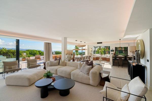 Casa o chalet independiente en Avenida Calderón de la Barca, Las Brisas, Marbella thumbnail 2