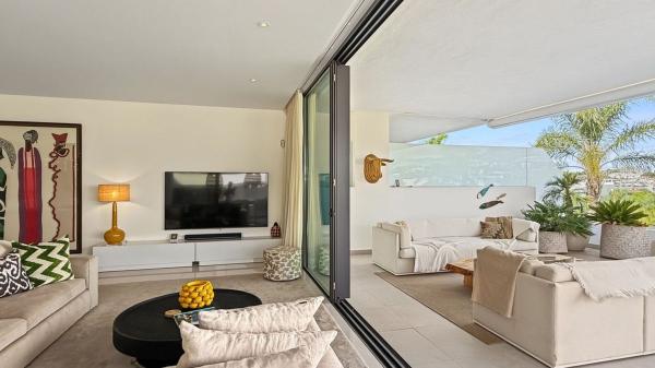 Продажа квартиры на Piso en Calle Laelia, Nueva Atalaya, Estepona, Эстепона
 photo 4
