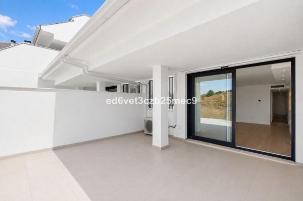 Venta de piso en Piso en Torreblanca del Sol, Fuengirola, Fuengirola
thumbnail 3
