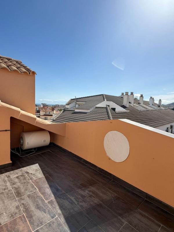 Sprzedaż poddasza w Ático en Calle Velarde, Arroyo de la Miel, Benalmádena, Benalmádena photo 2