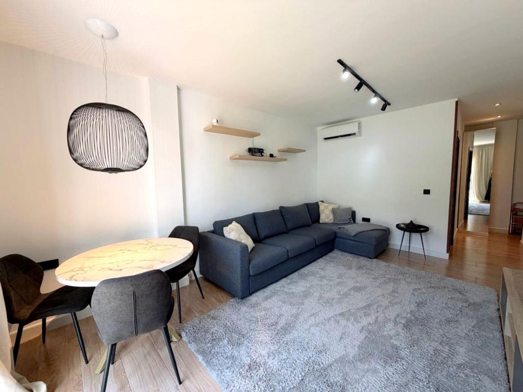Venta de piso en Piso en Calle de la Rosa, Paraiso-Barronal, Estepona, Estepona
photo 3