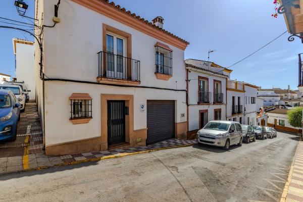 Chalet pareado en Calle la Habana, Arriate photo 1