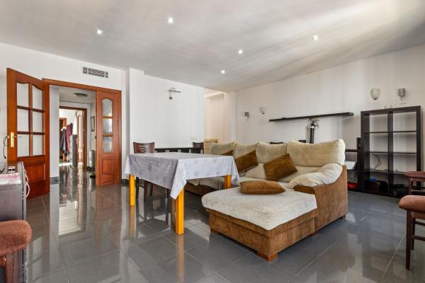 Chalet pareado en Calle la Habana, Arriate thumbnail 2