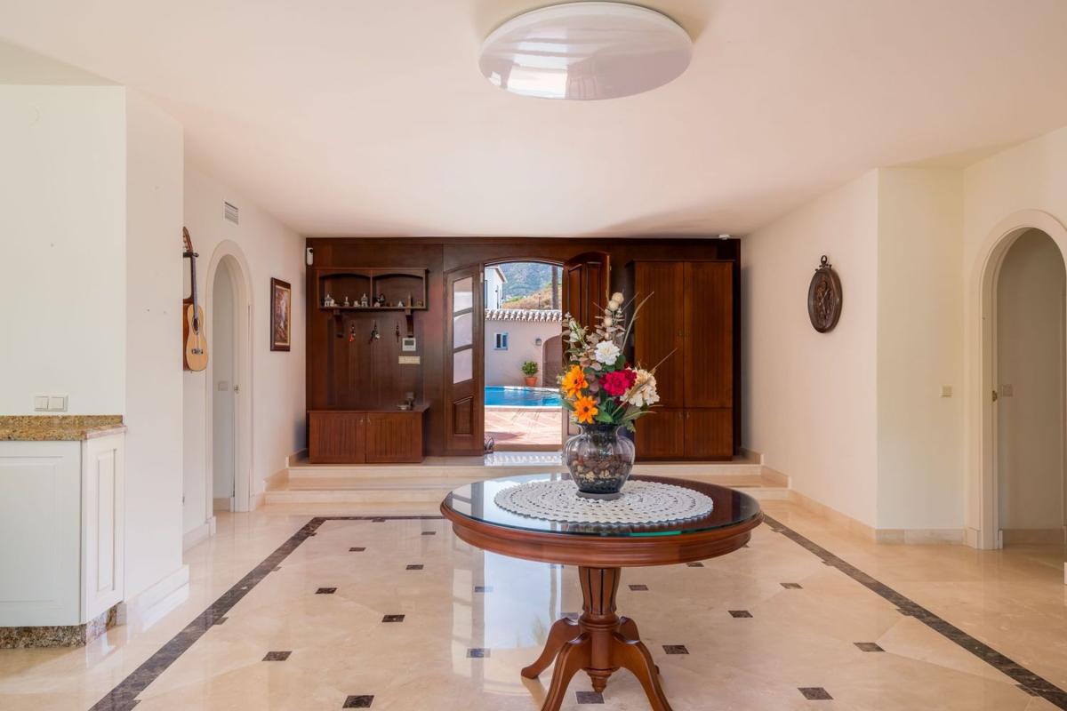 Sprzedaż niezależnego domku jednorodzinnego w Casa o chalet en Torreblanca del Sol, Fuengirola, Fuengirola photo 5