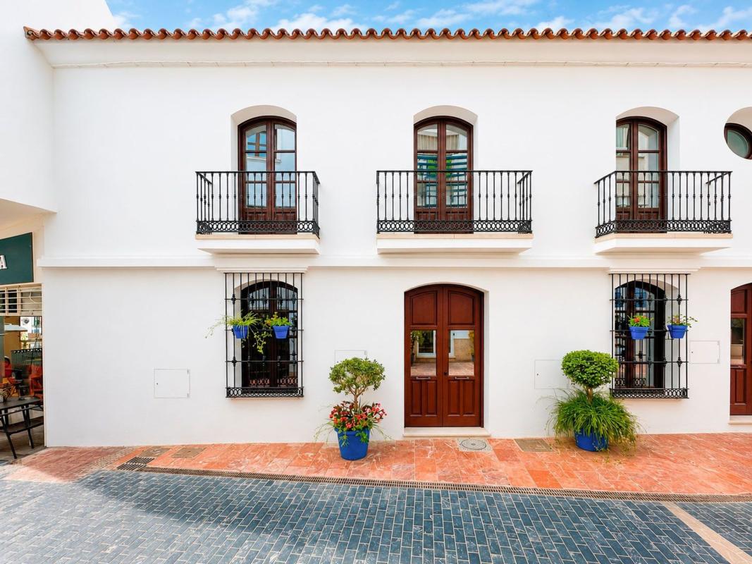 Venta de chalet adosado en Chalet adosado en Centro, Estepona , Estepona photo 1