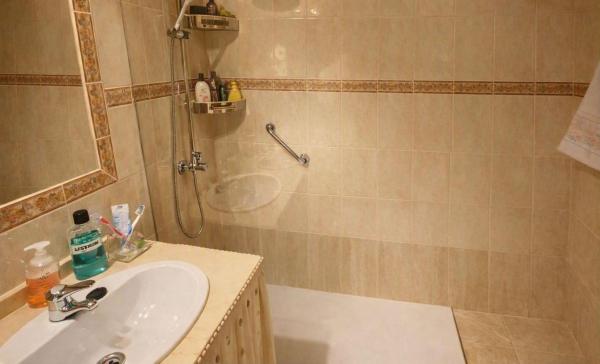 Sprzedaż mieszkania w Piso en Zona Centro Comercial Torrequebrada, Benalmádena, Benalmádena
thumbnail 1