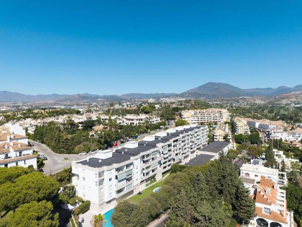 Venta de piso en Piso en Manolete-nva Andalucia, 8, Nueva Andalucía, Marbella, Marbella
photo 1