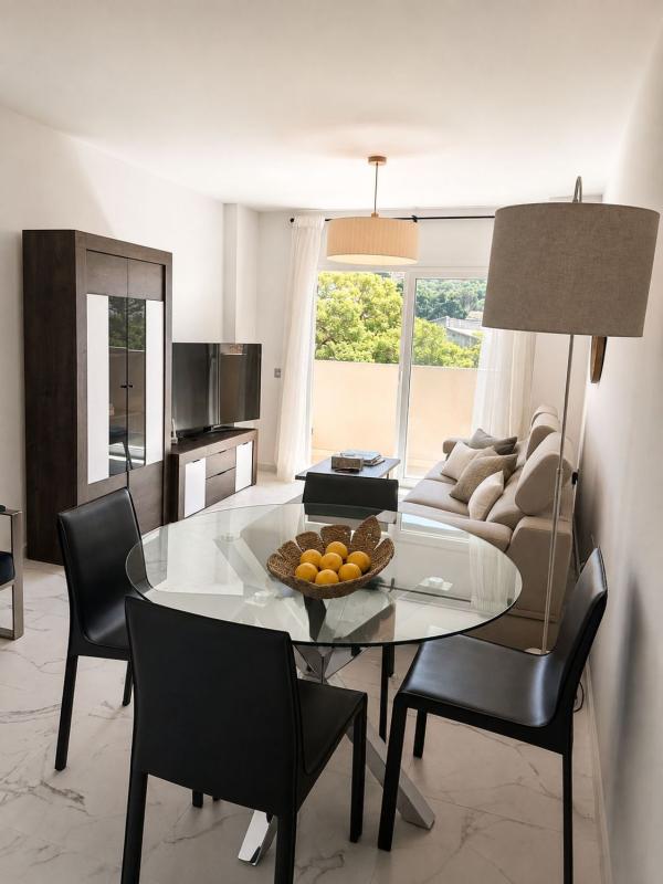 Sale of apartment in Piso en Calle Sor Juana Ines de la Cruz, Rodeo Alto-Guadaiza-La Campana, Marbella, Marbella
 photo 3