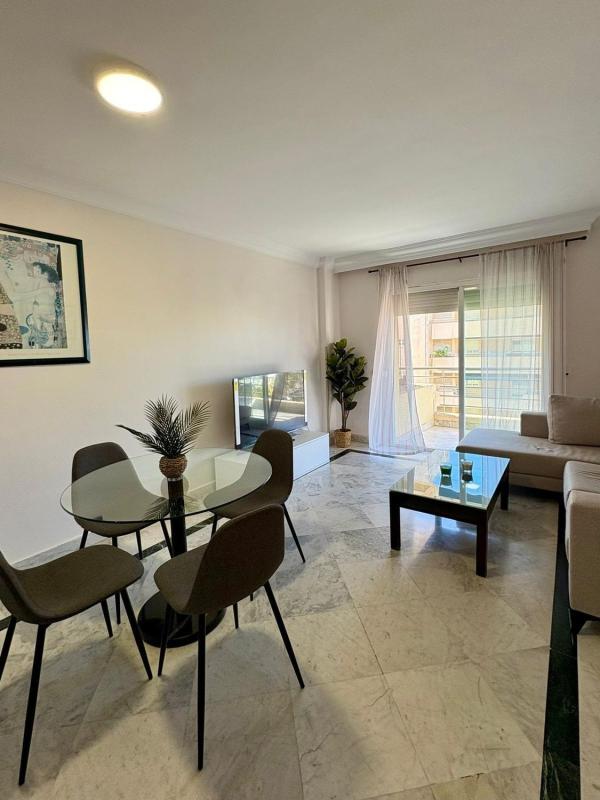 Venta de piso en Piso en Calle Ramón Areces, 2, Puerto Banús, Marbella, Marbella
photo 4