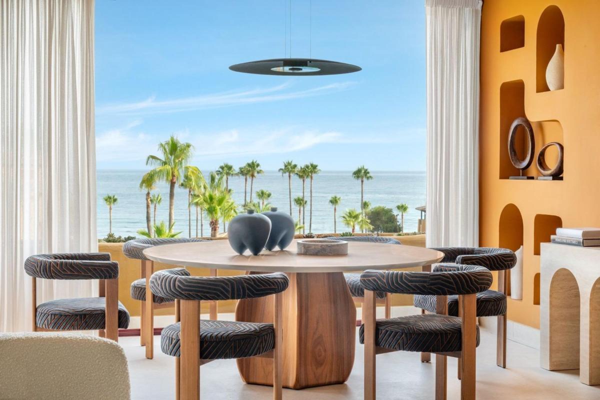 Продажа квартиры на Piso en Calle del Mare Nostrum, Punta Plata, Estepona, Эстепона
photo 1