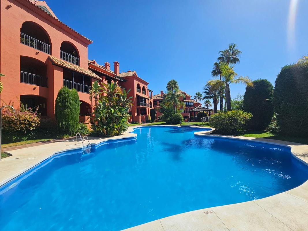 Venta de piso en Piso en Jose Orbaneja Calahonda, 30, Sitio de Calahonda, Mijas, Mijas
photo 1