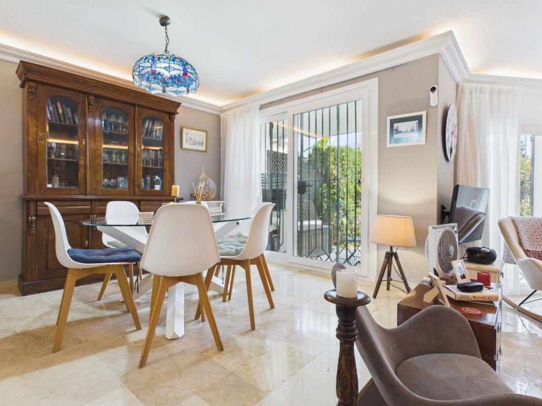 Venta de chalet adosado en Chalet adosado en Calle Benadalid, La Concha-Resina Golf, Estepona , Estepona photo 5