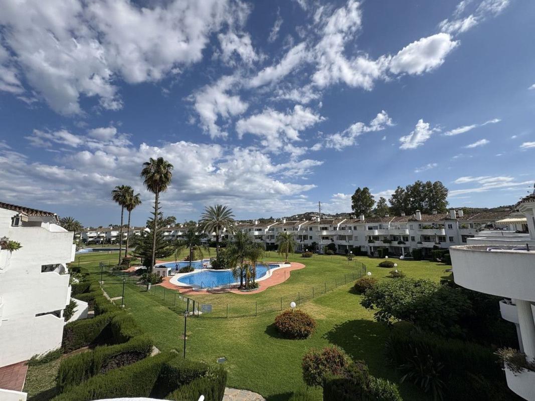 Продажа квартиры на Piso en Urbanización Mijas Golf, Mijas Golf, Mijas, Михас
photo 1
