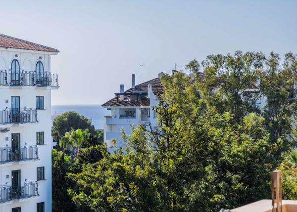 Venta de piso en Piso en Nueva Andalucía, Marbella, Marbella
thumbnail 2