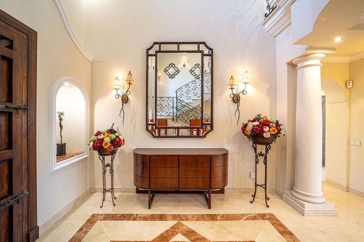 Properties for sale and rent in Spain photo 4
