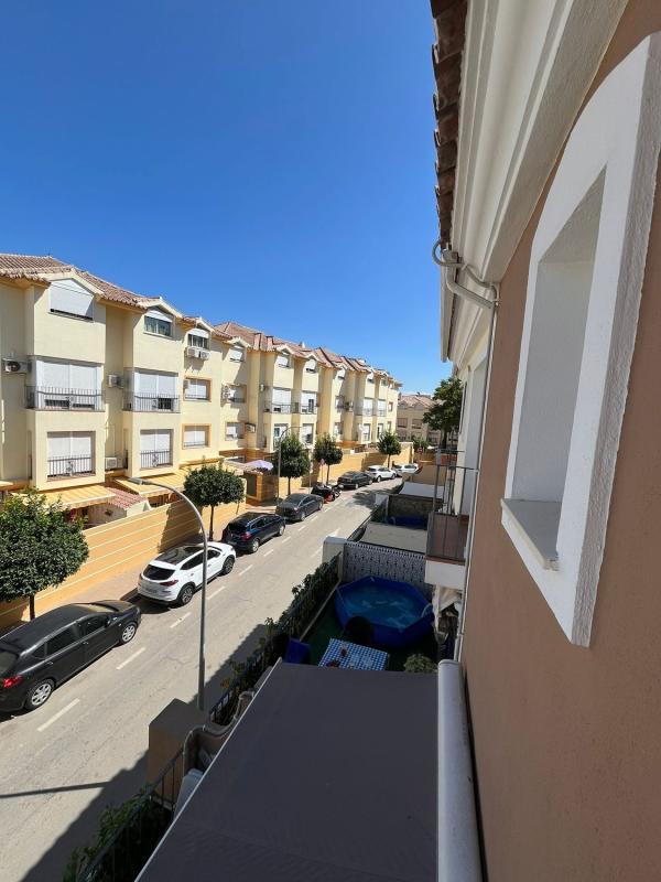 Sale of townhouse in  Chalet adosado en Calle Paseo del Obispo, Coin , Coin photo 3