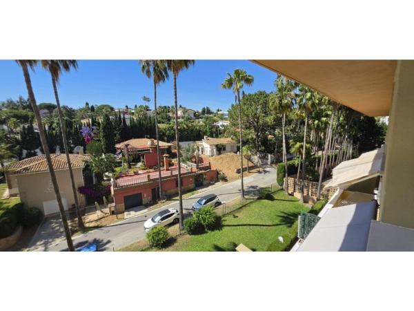 Duplex en venta en Dúplex en Calle del Faísán, Cabopino - Artola, Marbella, Marbella photo 1