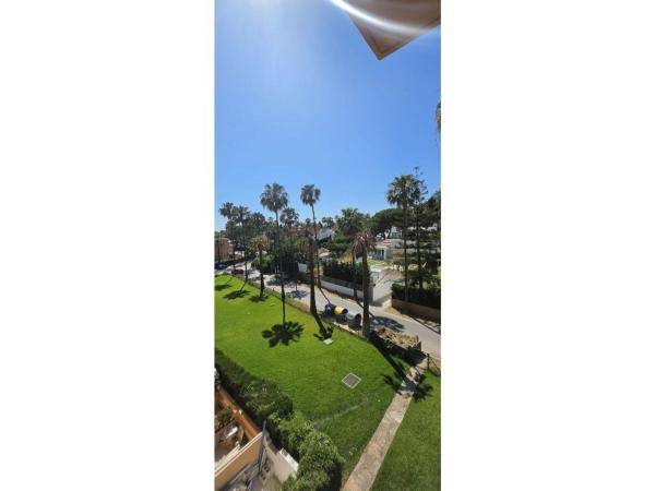 Duplex en venta en Dúplex en Calle del Faísán, Cabopino - Artola, Marbella, Marbella photo 4