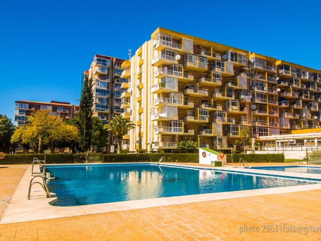 Sprzedaż mieszkania w Piso en Avenida Gamonal, Parque de la Paloma, Benalmádena, Benalmádena
photo 1