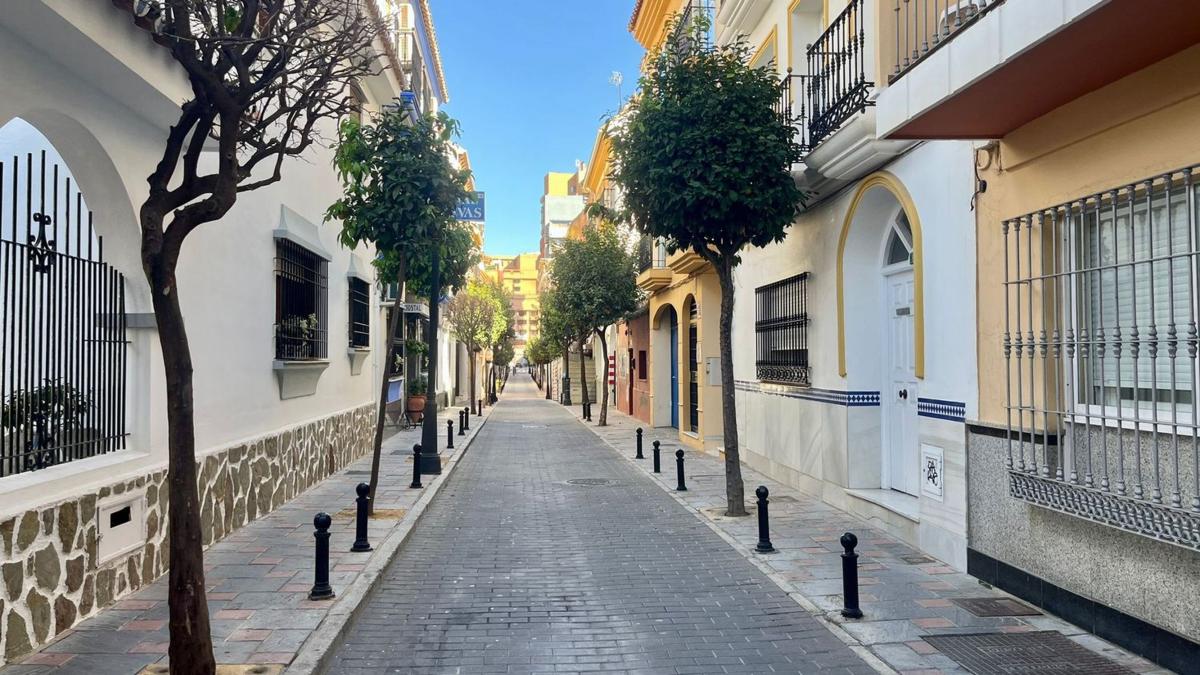 Продажа квартиры на Piso en Calle del Capitan, Zona Puerto Deportivo, Fuengirola, Фуэнхирола
photo 1