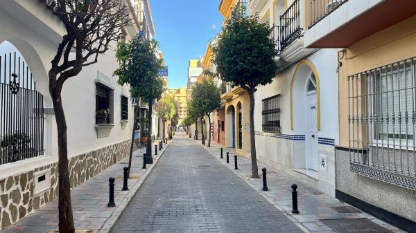 Venta de piso en Piso en Calle del Capitan, Zona Puerto Deportivo, Fuengirola, Fuengirola
photo 1