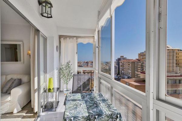 Venta de piso en Piso en Playa de los Boliches, Fuengirola, Fuengirola
photo 1