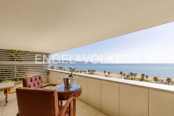 Venta de piso en Piso en Pacífico, Málaga, Málaga
 photo 1