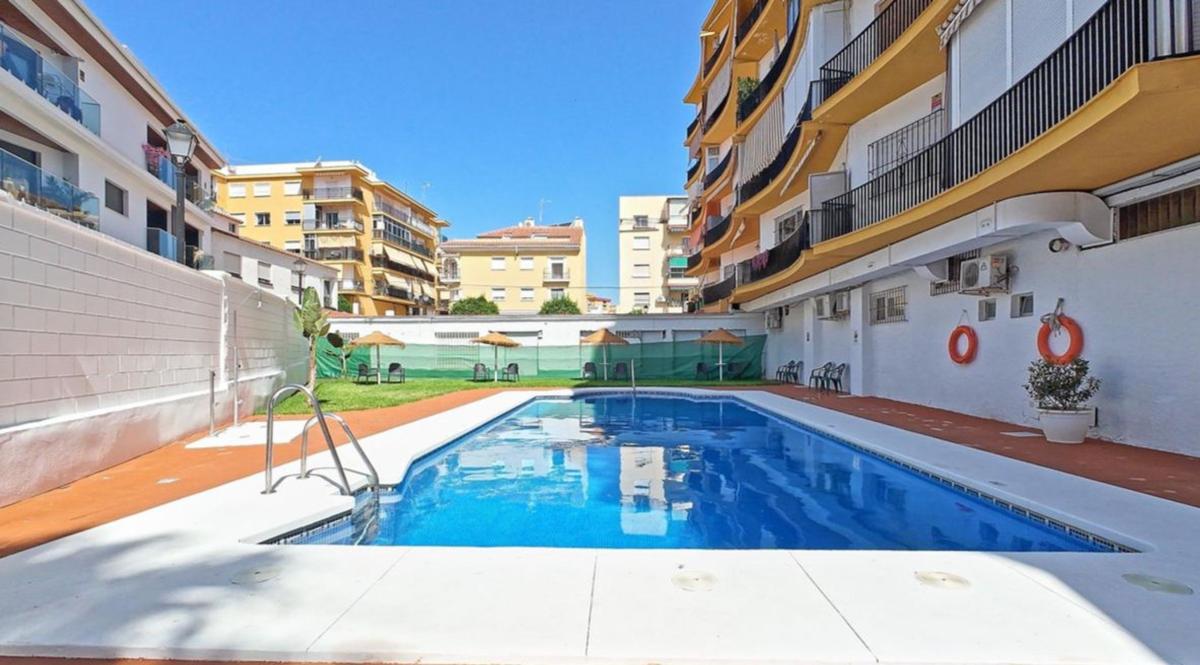 Venta de piso en Piso en Avenida de Mijas, Centro Ciudad, Fuengirola, Fuengirola
photo 1