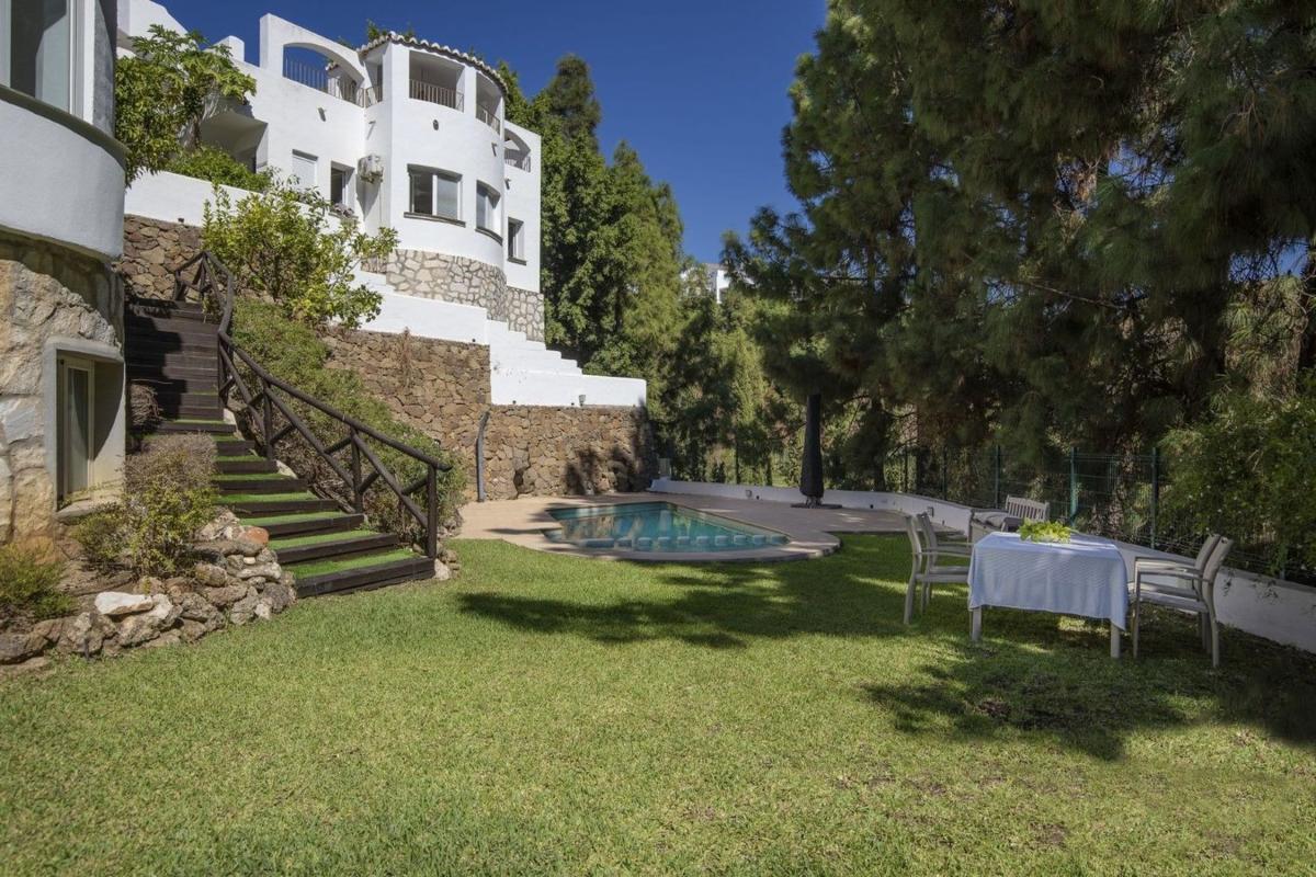 Sprzedaż szeregowego domku w Chalet adosado en Urbanización Sitio de Calahonda, Sitio de Calahonda, Mijas , Mijas photo 5