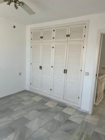 Duplex en venta en Dúplex en Urbanización Los flamencos, 12, Puerto de la Duquesa, Manilva, Manilva thumbnail 3
