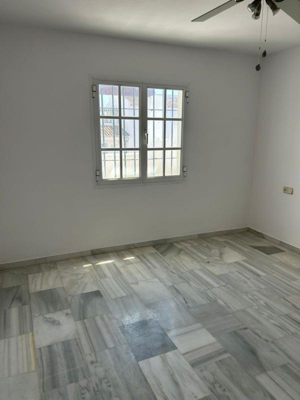 Venta de duplex en Dúplex en Urbanización Los flamencos, 12, Puerto de la Duquesa, Manilva, Manilva photo 4