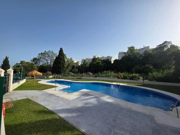 Chalet pareado en Avenida de la Ilusión, Montealto, Benalmádena photo 1