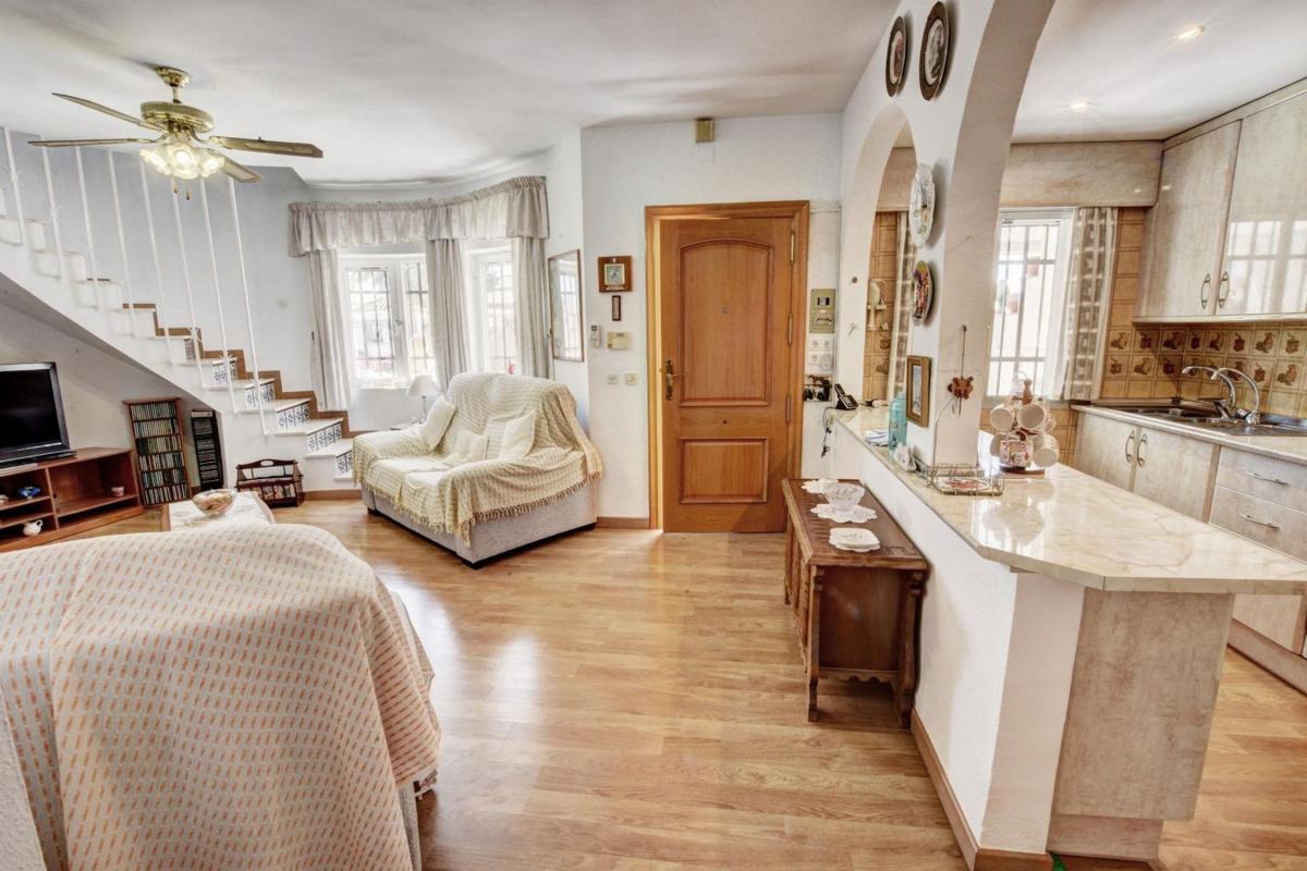 Недвижимость на продажу и в аренду в Испании photo 5