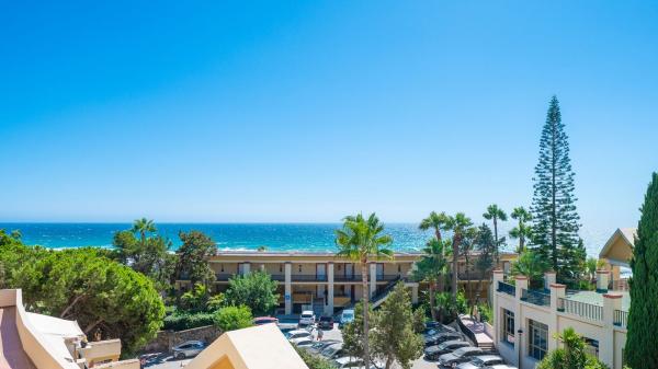 Venta de piso en Piso en Jardines Las Golondrinas, Romana Playa, Marbella, Marbella
thumbnail 2