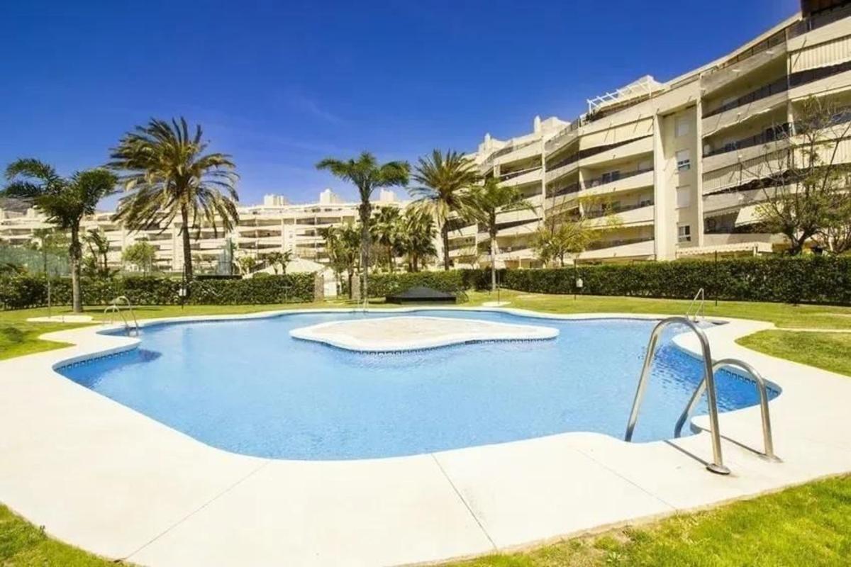 Sprzedaż mieszkania w Piso en Playamar - Benyamina, Torremolinos, Torremolinos
photo 1